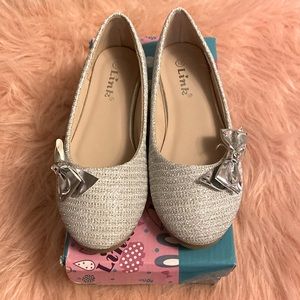 Link silver flats sz 12 girls-NIB